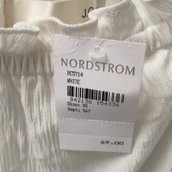 J.O.A. Cropped Top - Picture 4 of 5